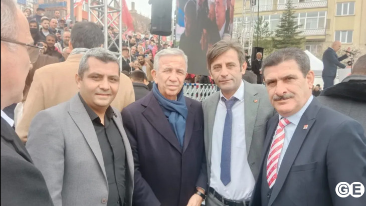 Mansur Yavaş'tan Emet CHP'ye destek